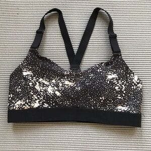 Women's Black and White Sports Bra